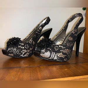 NWOT Lulu Townsend Peep-toe Heel Sz 7 1/2